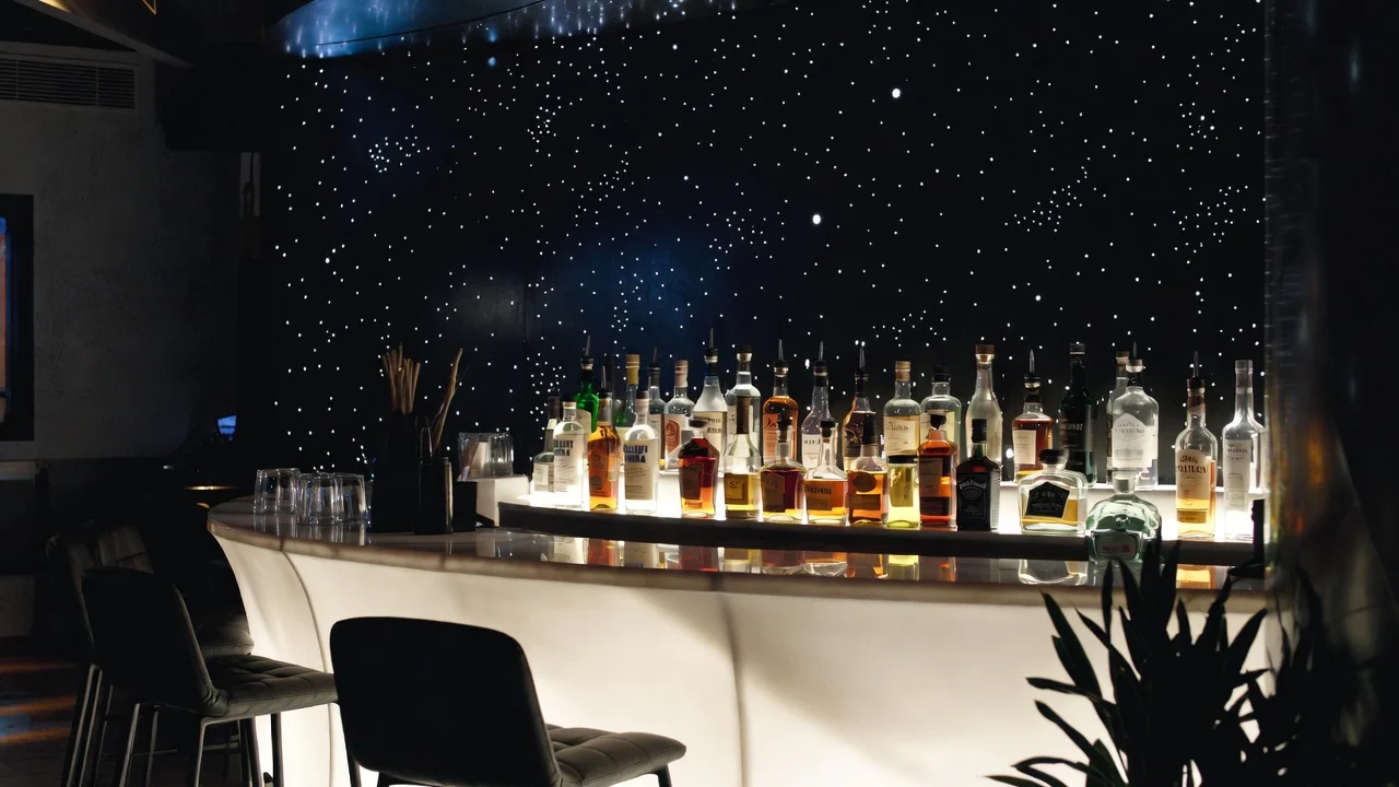 SPACE| Aliens Finally Send Us a Care Package - It’s Just a Giant Space Keg Called 3I/ATLAS